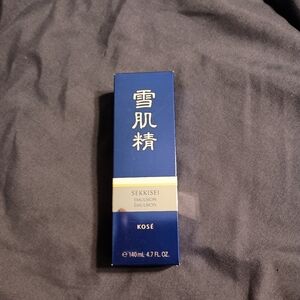 SEKKISEI Blue Emulsion Moisturizer